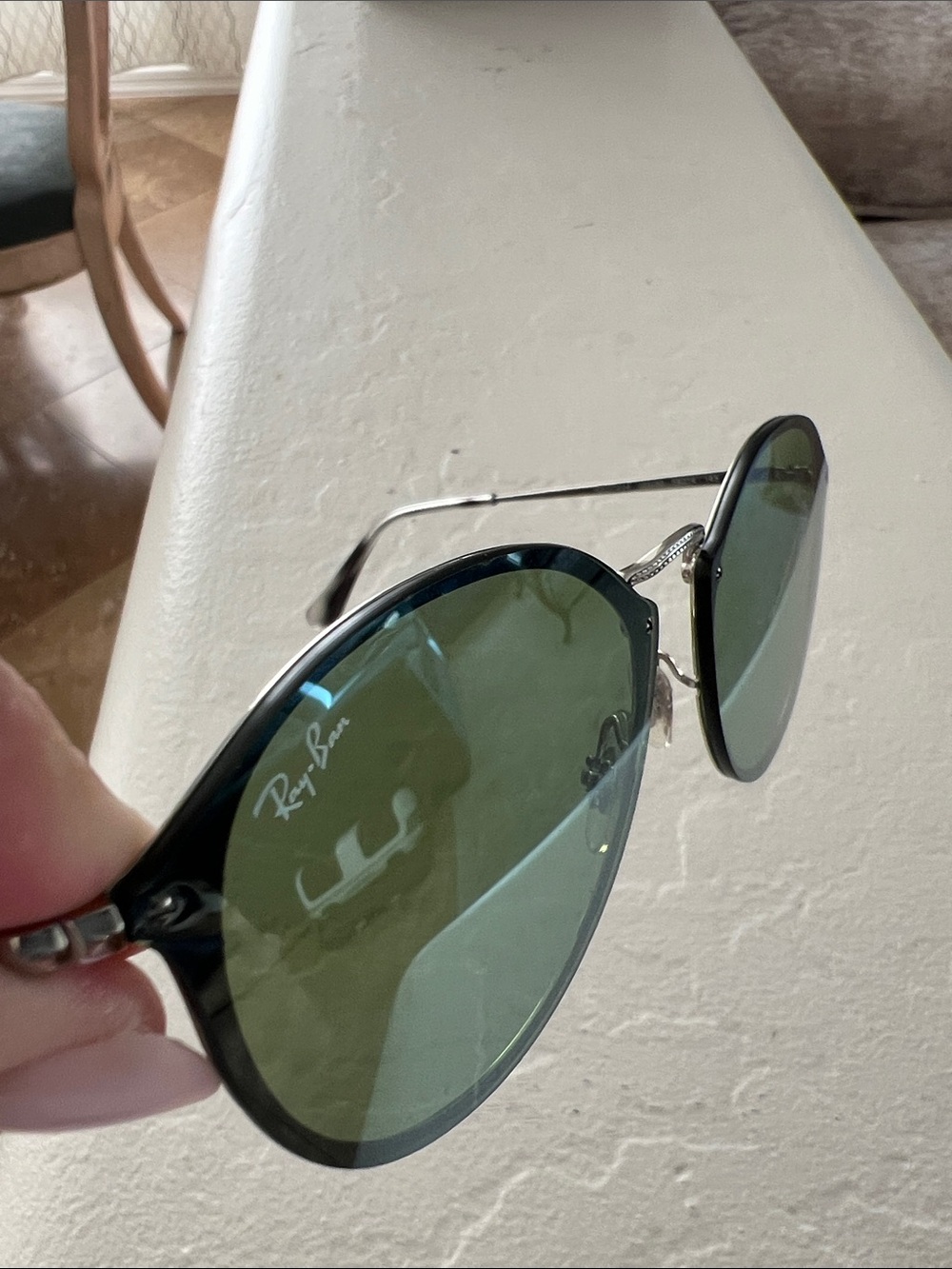 Ray-Ban Men’s Black Frame Green Lens Aviator Sunglasses